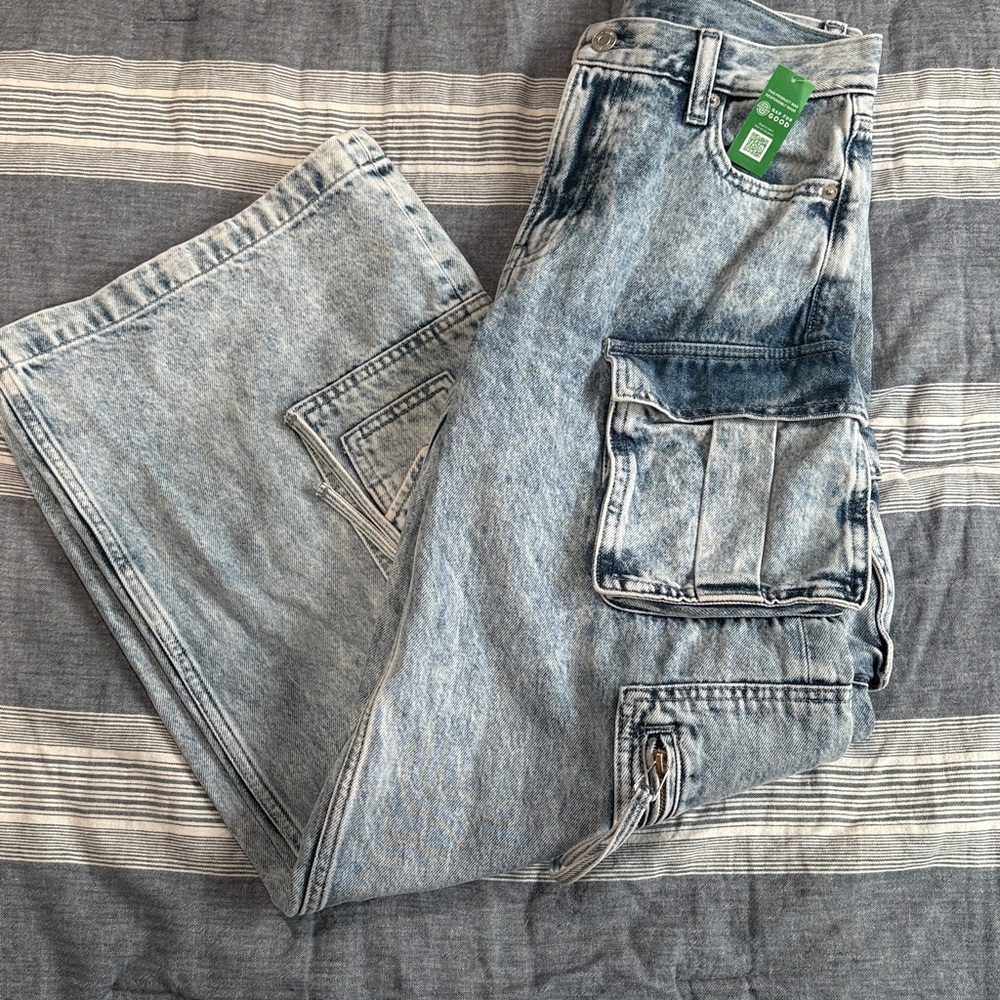 GAP NWT Y2K multi pocket wide leg blue jeans with zippers - Picture 3 of 10